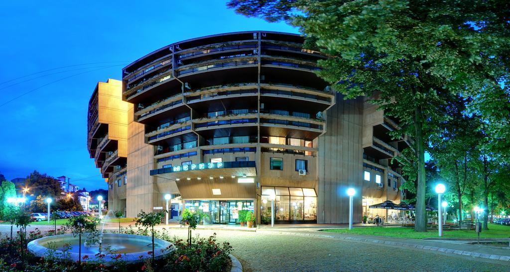 Apartman Lena Vrnjačka Banja エクステリア 写真